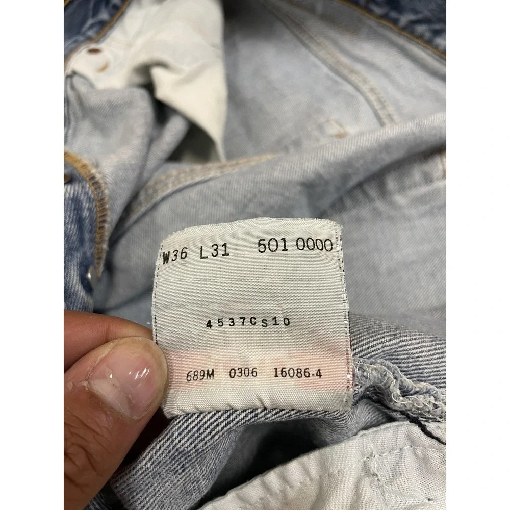 Levis 501 XX Jeans Mens 36x27 Light Wash Blue Straight Leg Button Fly Distressed - Picture 10 of 16